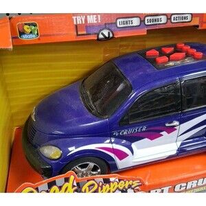 VTG! 2001 ROAD RIPPERS Purple/White PT CRUISER NEW IN BOX. 8 Functions
